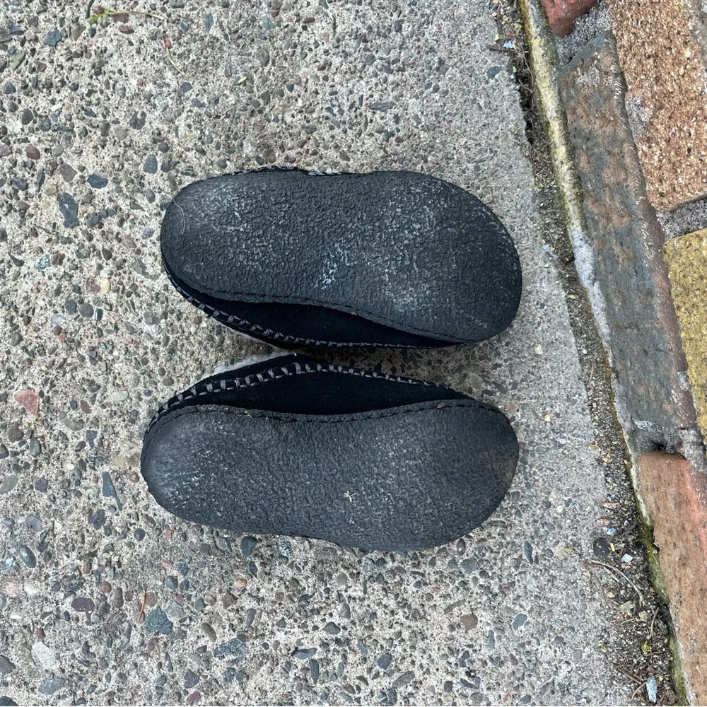 SOREL Kids Moccasins Mules Size 12 Slip on Shoes Slippers Wool Black - Picture 8 of 10